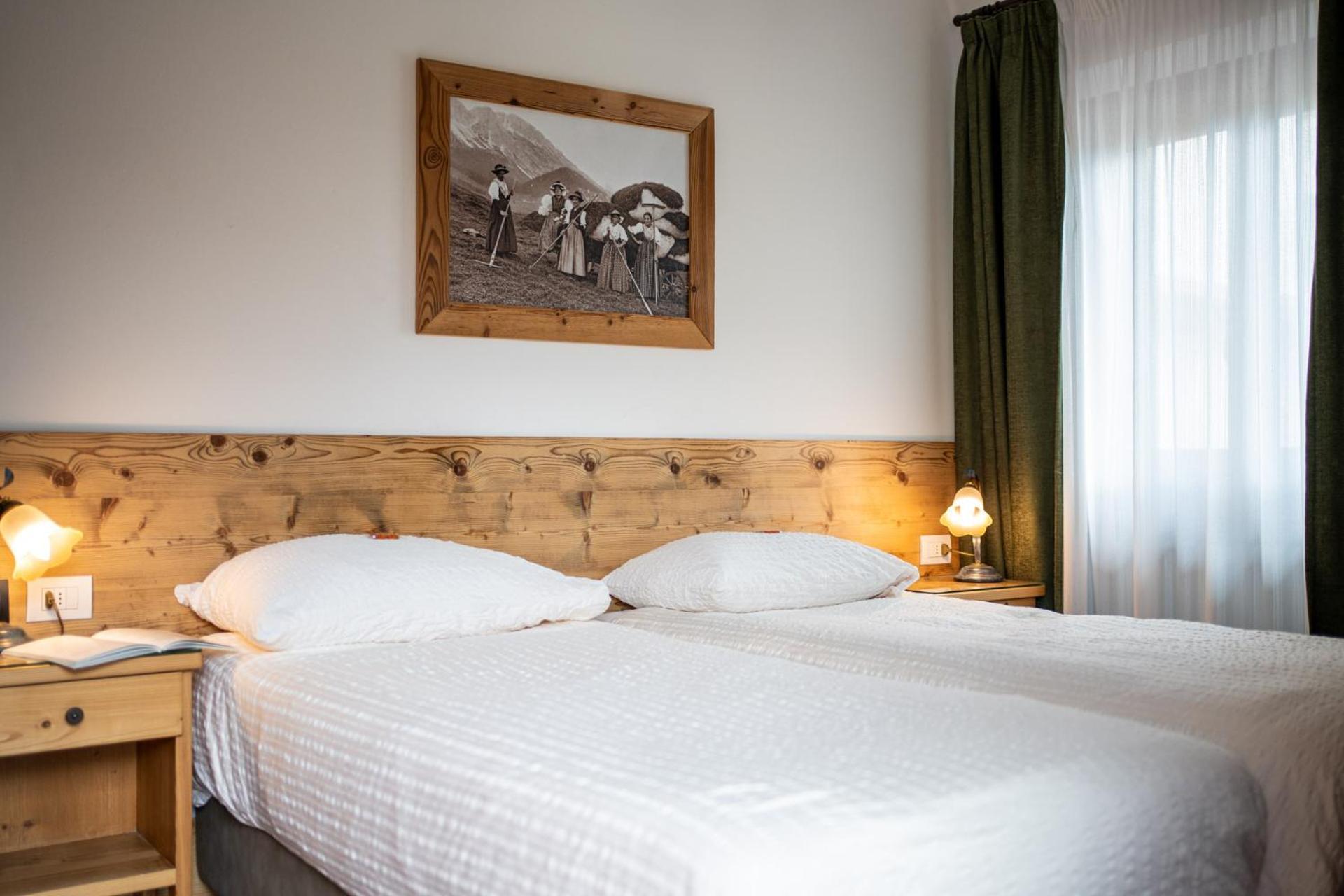 Hotel Panda Cortina- Ricarica Auto Elettriche Cortina dʼAmpezzo Kültér fotó