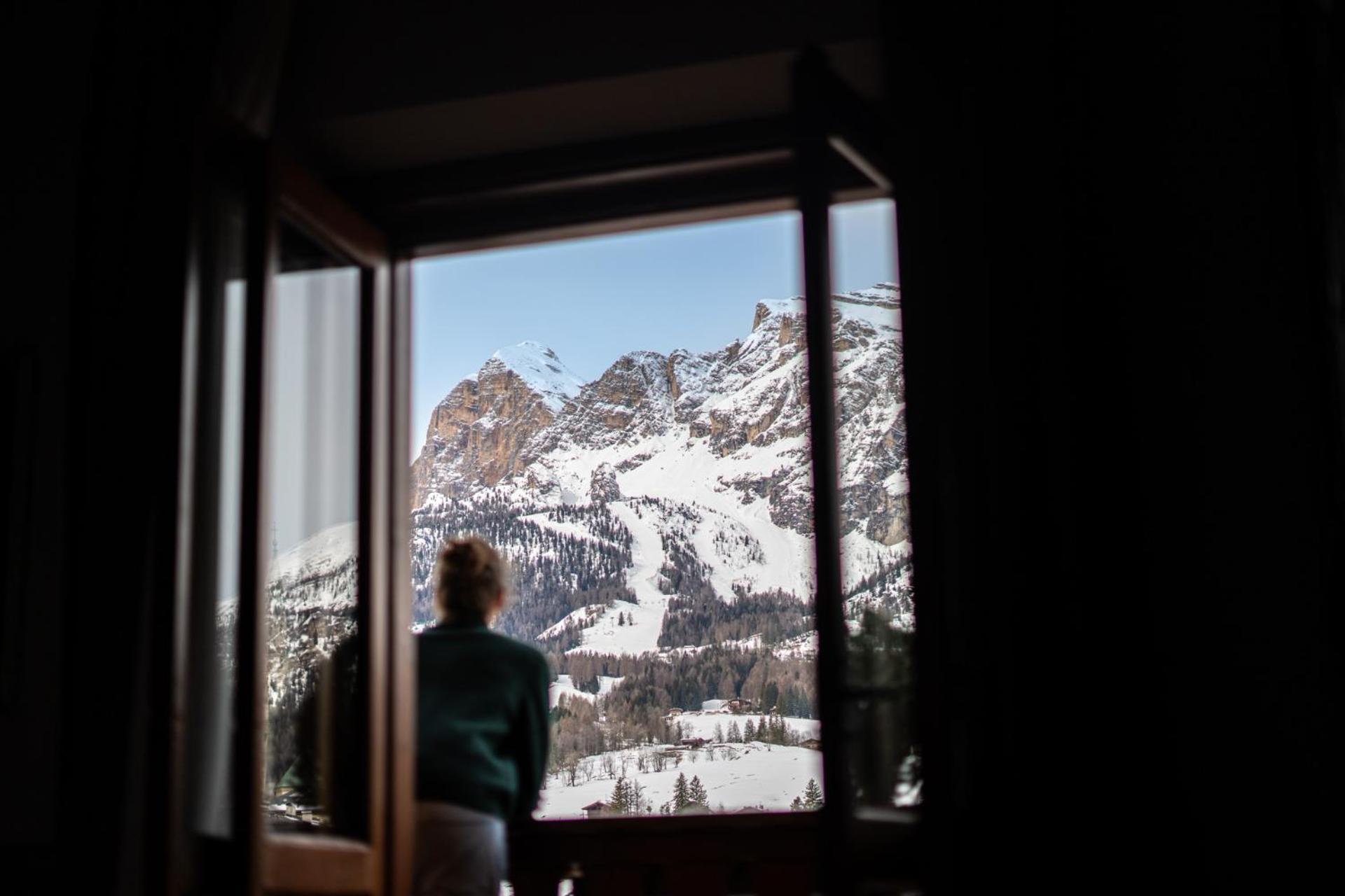 Hotel Panda Cortina- Ricarica Auto Elettriche Cortina dʼAmpezzo Kültér fotó