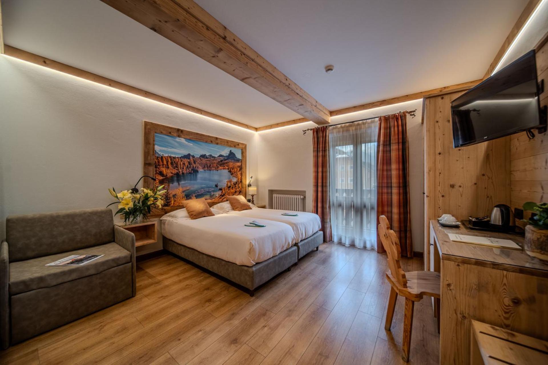 Hotel Panda Cortina- Ricarica Auto Elettriche Cortina dʼAmpezzo Kültér fotó